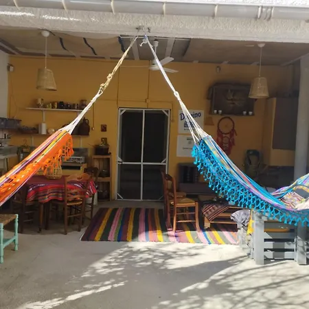 La Casa De La Route Des Vins בית אירוח